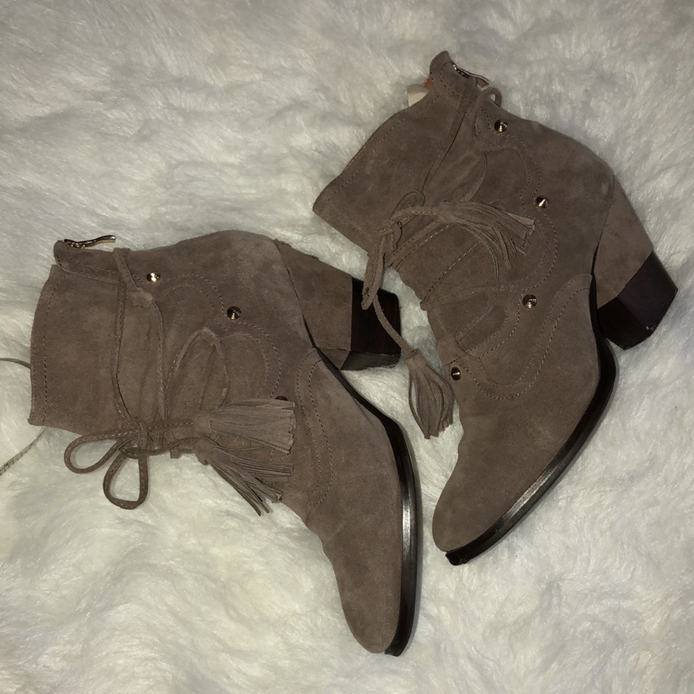 Matiko Genuine Leather Ankle Boots Size 40.